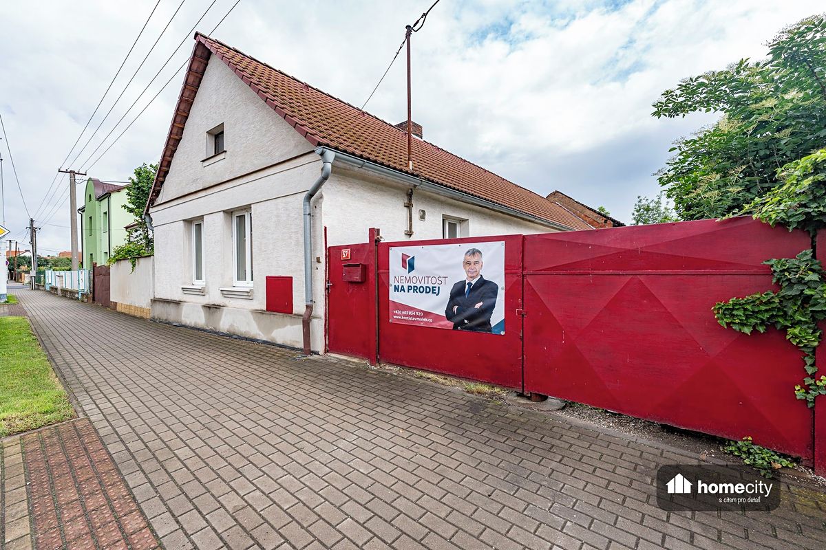 Prodej rodinného domu 92 m², pozemek 1205 m²